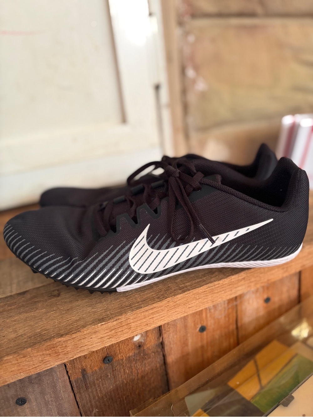 Nike Black and White Sprint Spikes - Picture 12 of 12